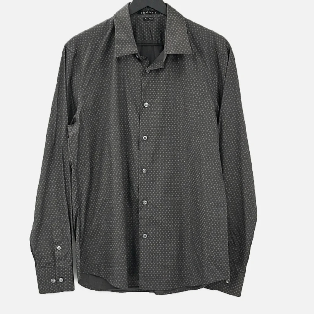Theory Kale NP Long Sleeve Button Front MIcro Print Shirt in Gray & White - LG